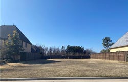 2016 Danfield Drive, Norman, OK 73072