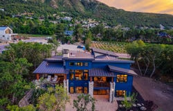 3773 E QUAIL HILL Ln S, Sandy, UT 84092