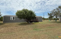 112 E Toledo Street, Seadrift, TX 77983