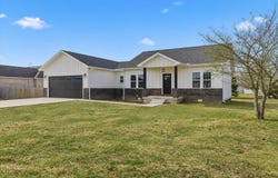2707 Mayfield Drive, Mountain Grove, MO 65711