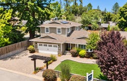 240 Bobs LN, Scotts Valley, CA 95066