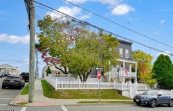 126 MacArthur Ave, Garfield City, NJ 07026-1544