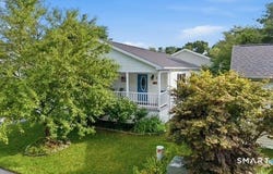 11 Cliff Road, Ledyard, CT 06339