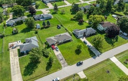 1187 Meadowbrook Boulevard, Brunswick, OH 44212