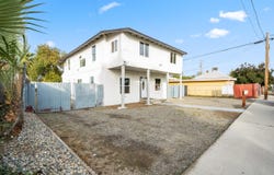 24 E School Avenue, Porterville, CA 93257