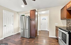 803 MAPLE Lane, ASTON, PA 19014