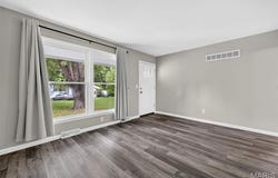 11 Highland Drive, St Charles, MO 63303