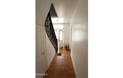 10 Lansing Avenue, Troy, NY 12180
