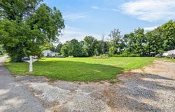 Mays Street, Doyle, TN 38559