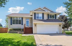 950 Augusta Circle, NorthLiberty, IA 52317