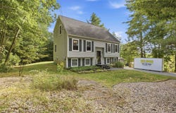 33 Old Rochester Road, Barnstead, NH 03225