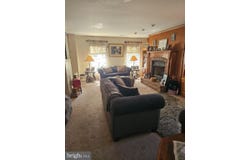 176 KENTON, LANGHORNE, PA 19047