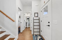 21 Youngs Lane, Freeport, ME 04032