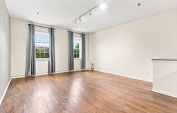 227 CHRISTOPHER COLUMBUS DR, Jersey City, NJ 07302