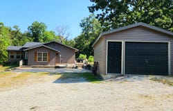 8814 County Road, Ava, MO 65608