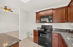 108 Judge King Dr, Jarrell, TX 76537