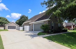 643 Westbrook Rd, Dothan, AL 36303