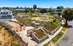 622 Alma Real Dr, Pacific Palisades, CA 90272