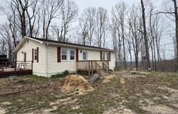 19301 State Highway N, Squires, MO 65755