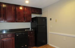 97 East Broadway, Derry, NH 03038