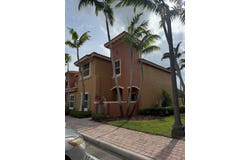 1064 SW 144th Avenue, Pembroke Pines, FL 33027