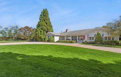 29 Quantuck Bay Lane, Quiogue, NY 11978