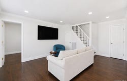2 Taft Avenue, Islip, NY 11751