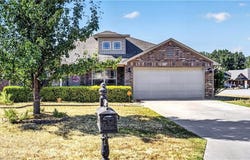 2305 Regency LN, Barling, AR 72923