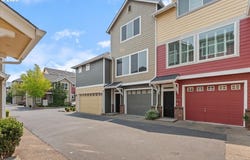 876 NW COUNCIL Dr, Gresham, OR 97030