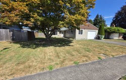3382 NEBRASKA St, Longview, WA 98632
