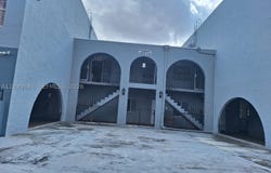 1300 W 53rd St, Hialeah, FL 33012