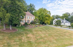 6306 Midsummer Ln, Roanoke, VA 24018