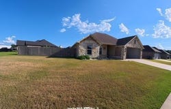 1712 Stephanie Dr, Whitehouse, TX 75791
