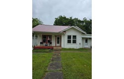 502 S 3rd, Paris, AR 72855