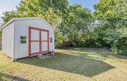 1327 Myra St, Moberly, MO 65270