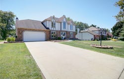 17639 Lexington Lane, Strongsville, OH 44136