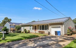 252 CACTUS, BROWNS MILLS, NJ 08015