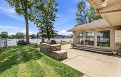 1111 Greenleaf Boulevard, Elkhart, IN 46514