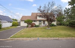 4 Farmbrook Drive, Old Bridge, NJ 08857
