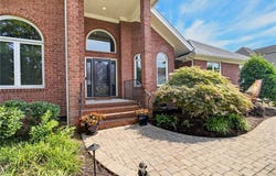 825 Waterfall Way, Chesapeake, VA 23322