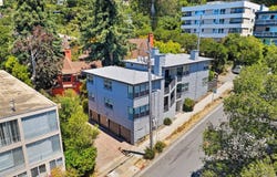 2713 Ridge Rd, Berkeley, CA 94709