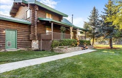2128 E Shoshone, Athol, ID 83801