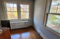 2000 Hanover Drive, East Cleveland, OH 44112