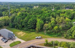 Plaza Drive, Flowood, MS 39232