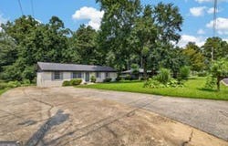 899 E Glochester Place, Norcross, GA 30071
