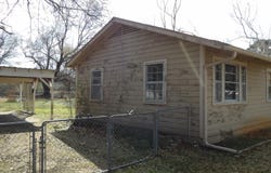 908 W PASCHAL, Troup, TX 75789