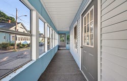 13 Goddard St, Webster, MA 01570