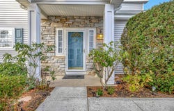 477 Woodscreek Court, Moriches, NY 11955