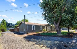 1221 47th Av, Sweet Home, OR 97386
