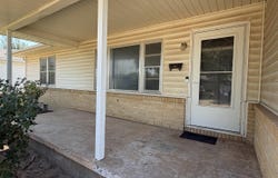 725 W Hickory Ave, Enid, OK 73701
